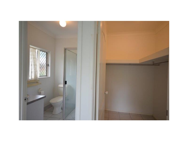 9 Forest Glen Drive, Mossman QLD 4873