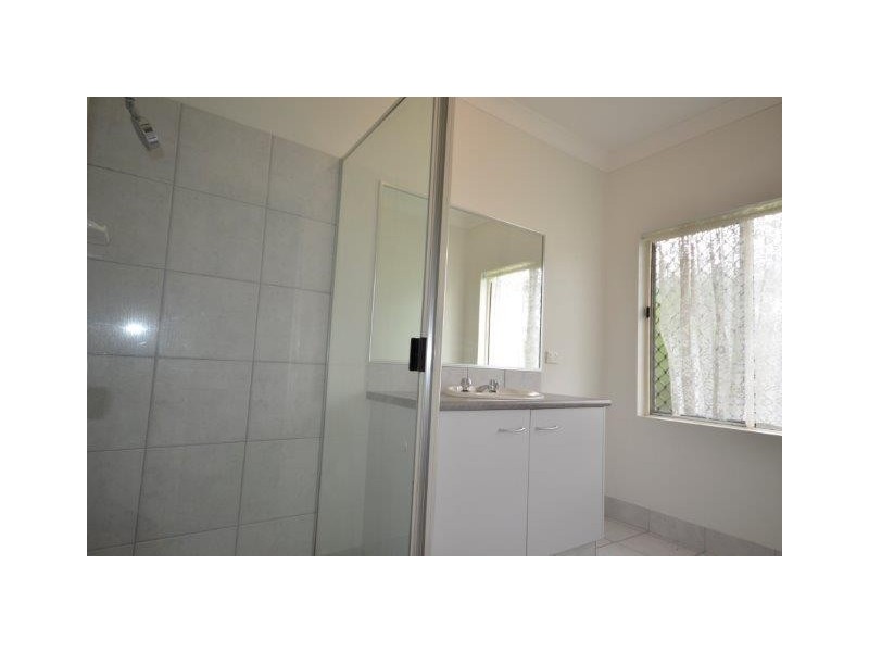 9 Forest Glen Drive, Mossman QLD 4873