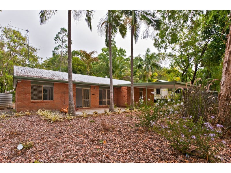 9 Toll Gate Rd, Oak Beach QLD 4877