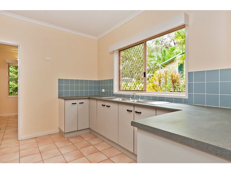 9 Toll Gate Rd, Oak Beach QLD 4877