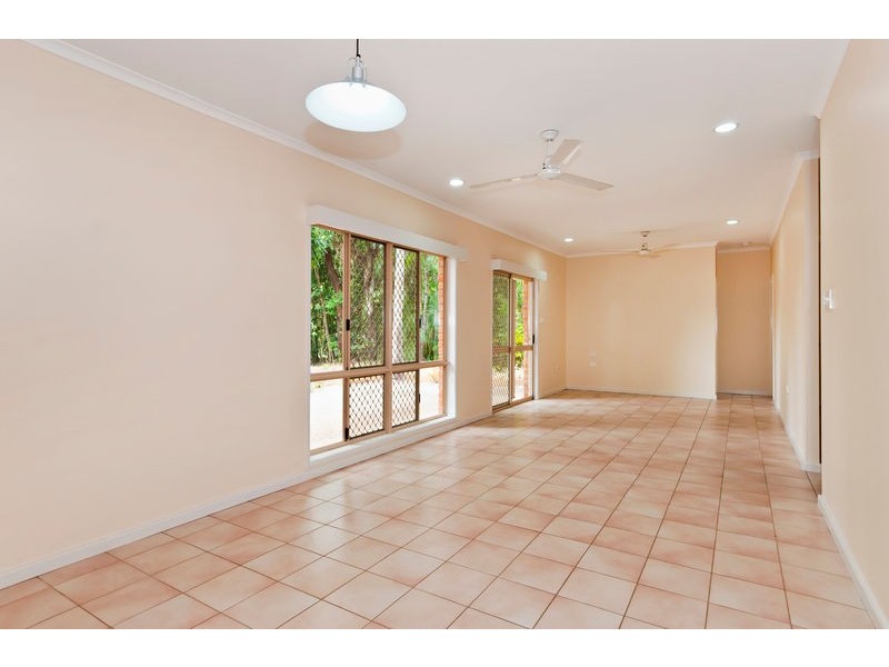 9 Toll Gate Rd, Oak Beach QLD 4877