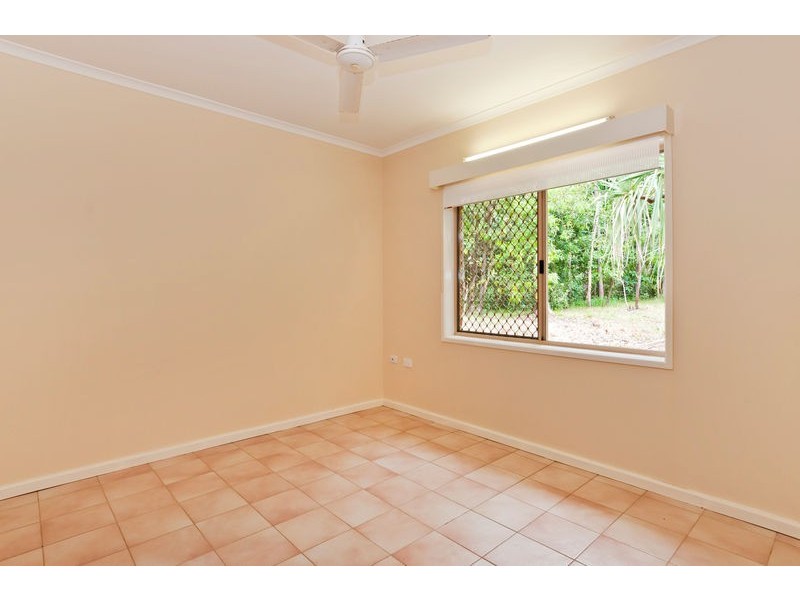 9 Toll Gate Rd, Oak Beach QLD 4877
