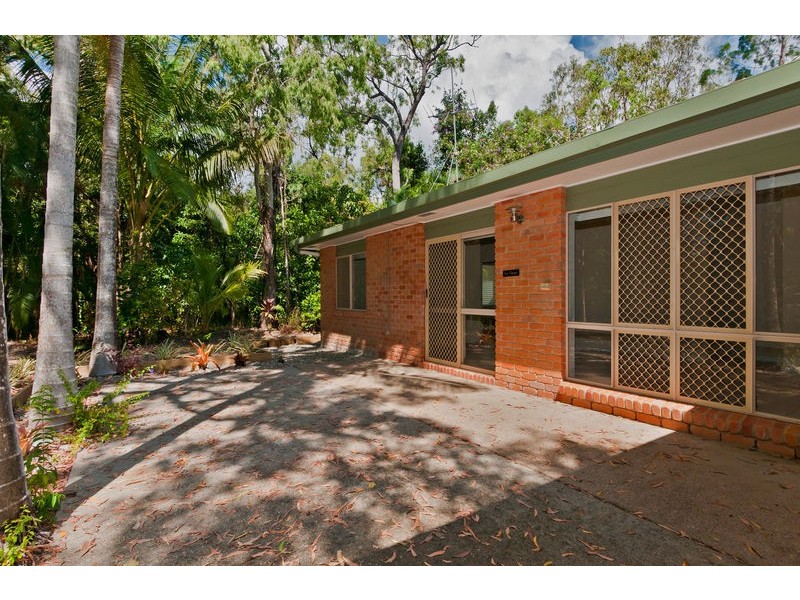 9 Toll Gate Rd, Oak Beach QLD 4877