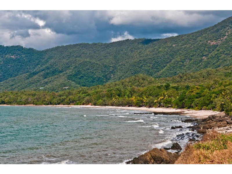 9 Toll Gate Rd, Oak Beach QLD 4877