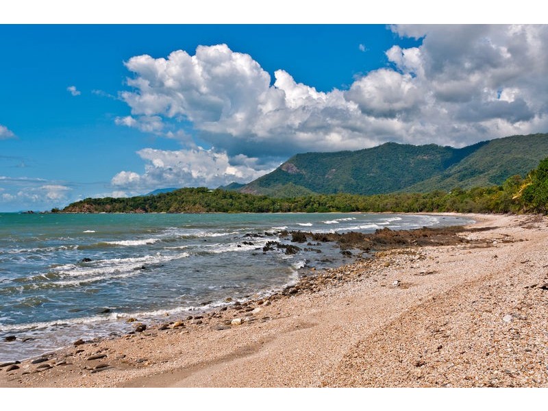 9 Toll Gate Rd, Oak Beach QLD 4877