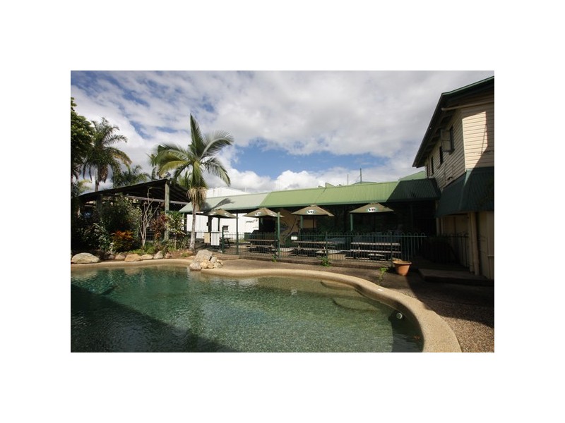 2 Front Street (com), Mossman QLD 4873