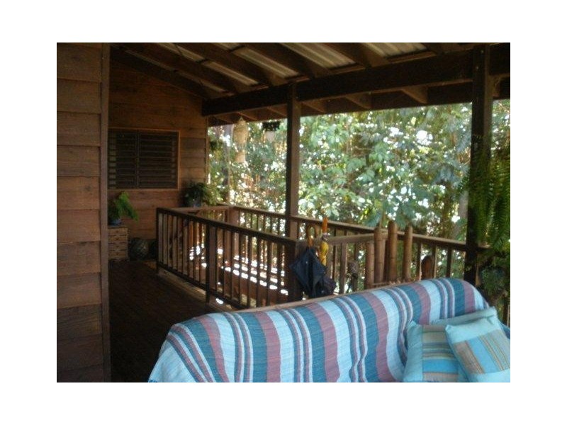 20 Coral Sea Drive, Mossman QLD 4873