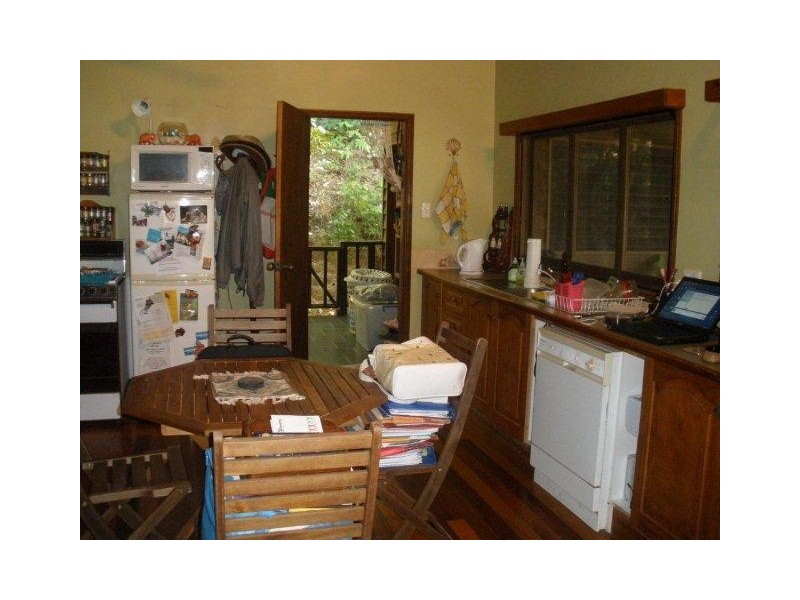 20 Coral Sea Drive, Mossman QLD 4873