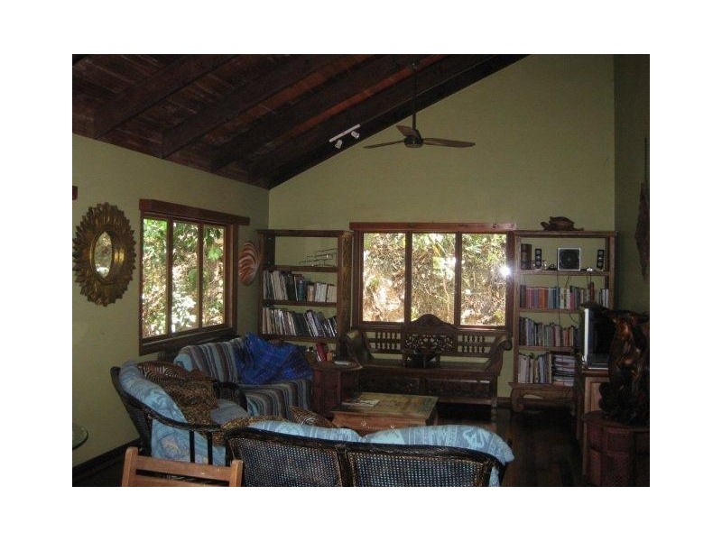 20 Coral Sea Drive, Mossman QLD 4873