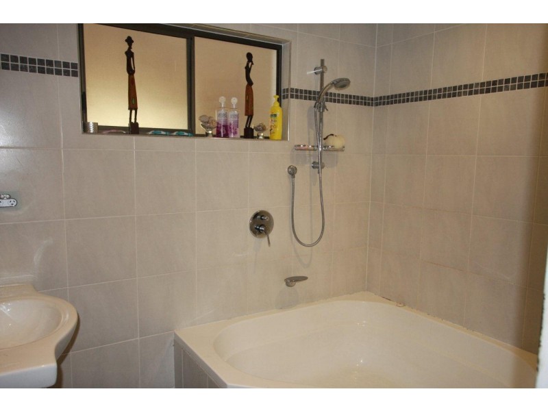 25 Mossman Street, Mossman QLD 4873