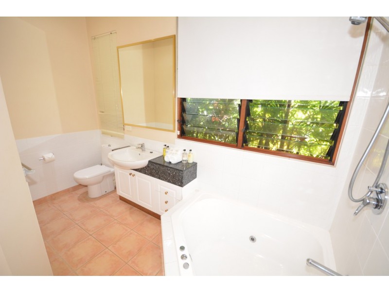 3/6 Davidson Street (Chez Willow), Port Douglas QLD 4877