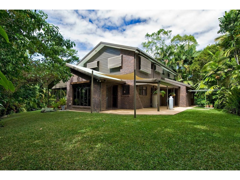 9 Coral Sea Drive, Mossman QLD 4873