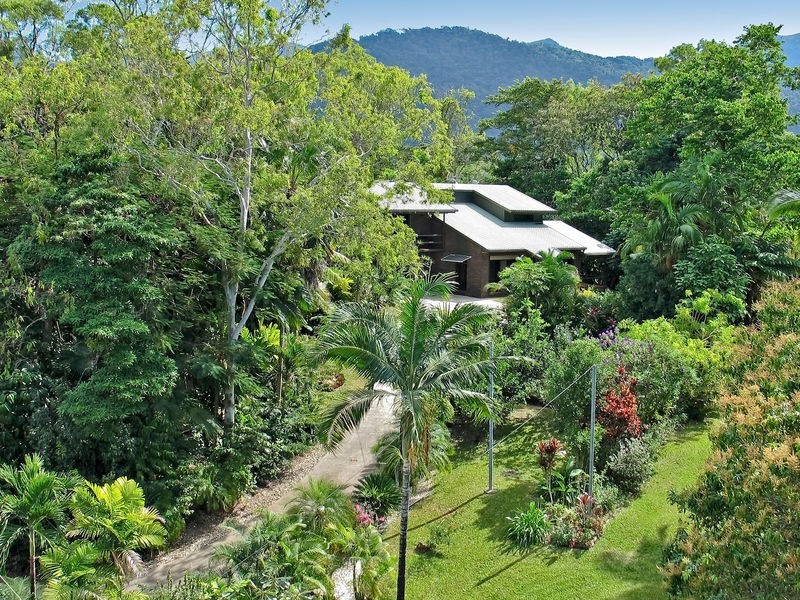 9 Coral Sea Drive, Mossman QLD 4873