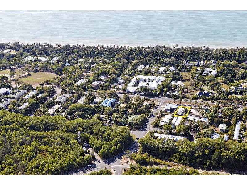 81  Davidson Street, Port Douglas QLD 4877