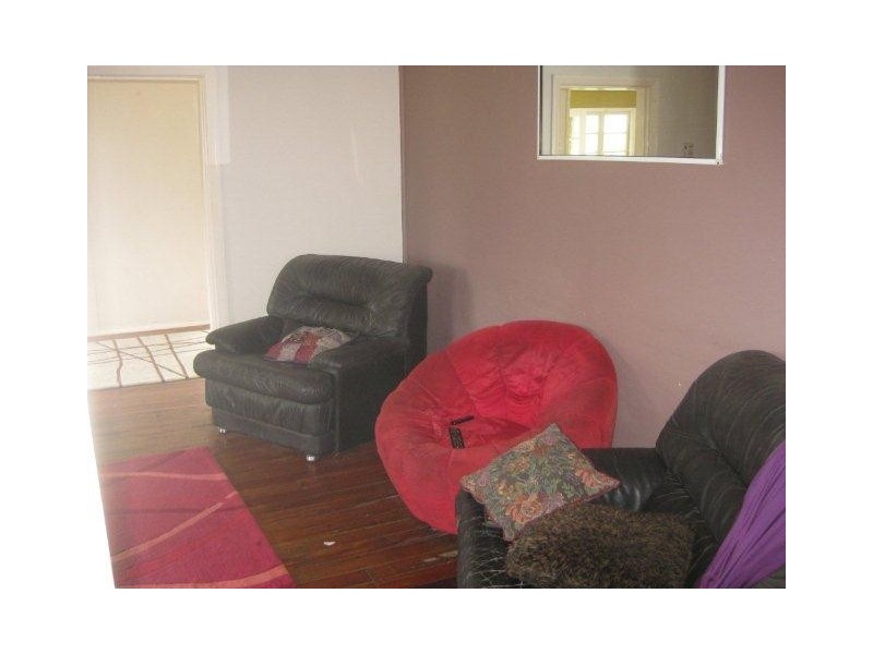 28 Mossman Street, Mossman QLD 4873