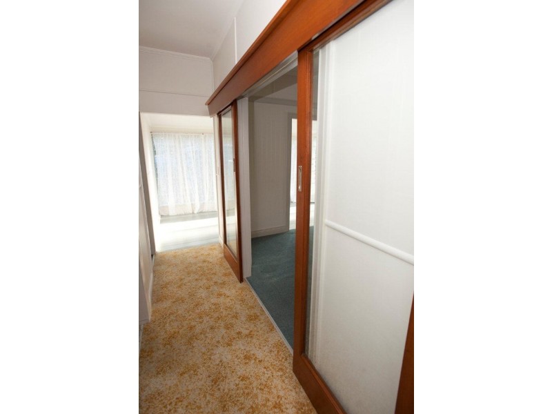 33 Mossman Street, Mossman QLD 4873