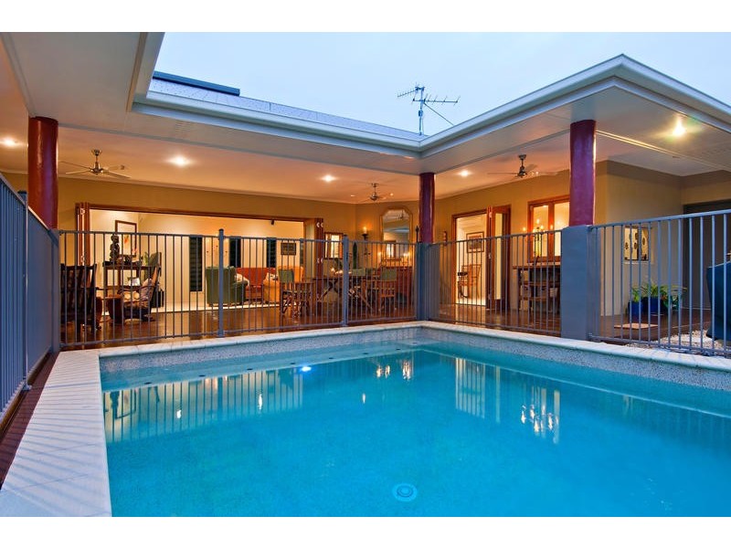 7 Bower Close, Port Douglas QLD 4877