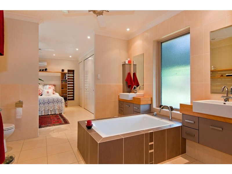 7 Bower Close, Port Douglas QLD 4877