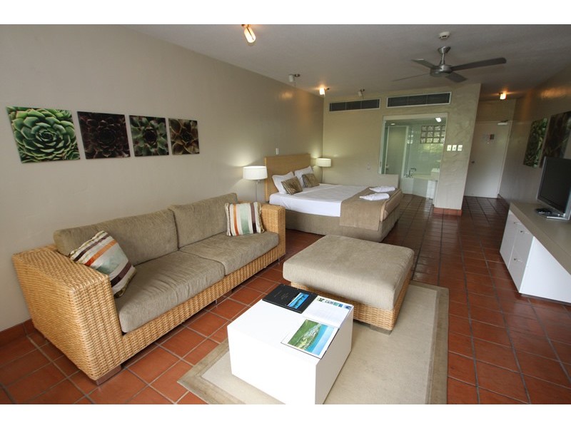 209 Club Tropical, Macrossan St, Port Douglas QLD 4877