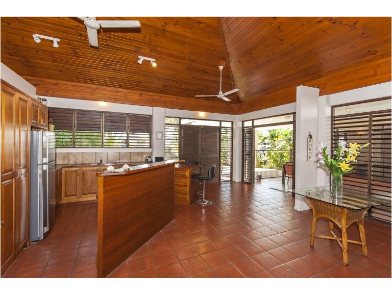 2 Undine Street, Port Douglas QLD 4877