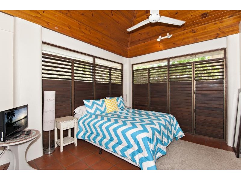 2 Undine Street, Port Douglas QLD 4877