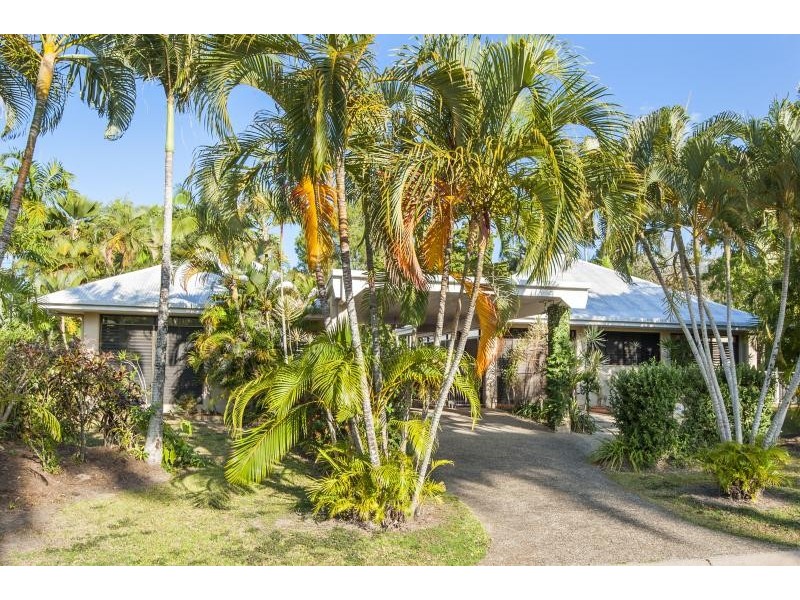 2 Undine Street, Port Douglas QLD 4877