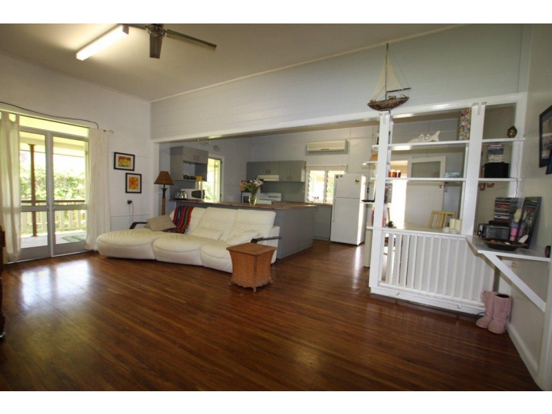 91 Bougainvillea Street, Cooya Beach QLD 4873