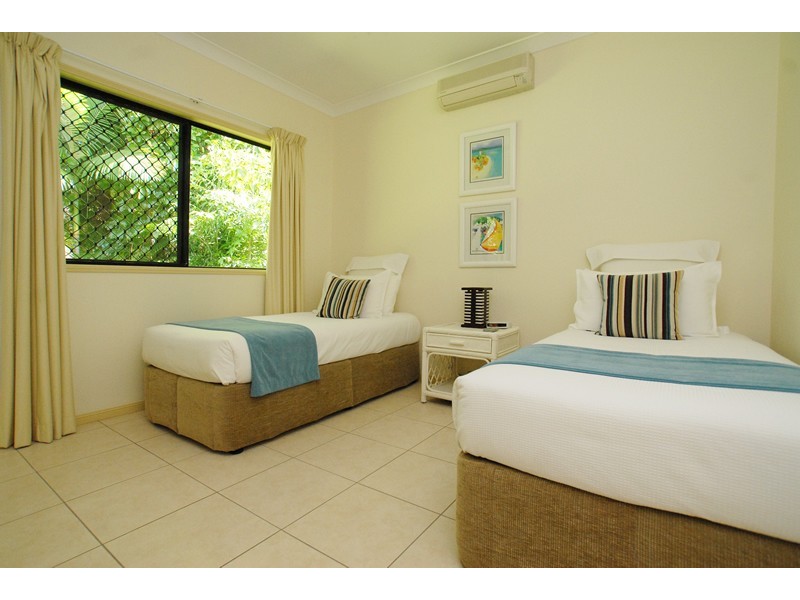 8 Andrews Close, Port Douglas QLD 4877