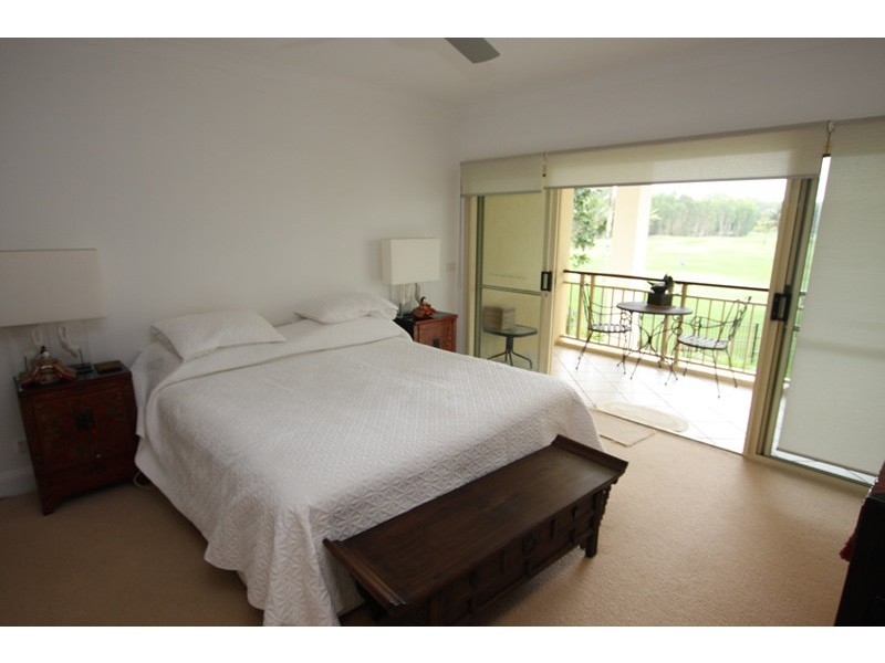 8 Paradise Links, Port Douglas QLD 4877