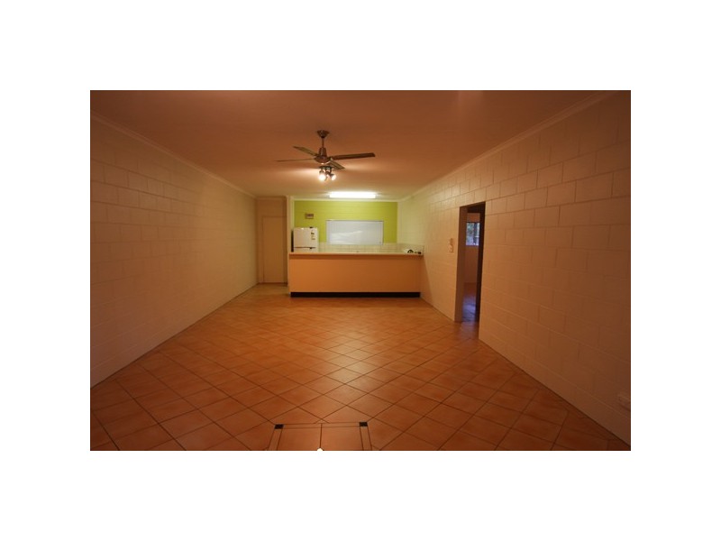 2/1 Blake Street (Cascades), Port Douglas QLD 4877