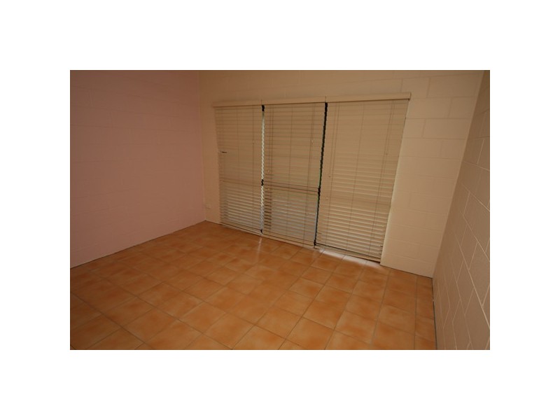 2/1 Blake Street (Cascades), Port Douglas QLD 4877