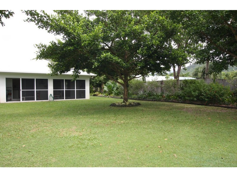 1/25 Thooleer Close, Cooya Beach QLD 4873