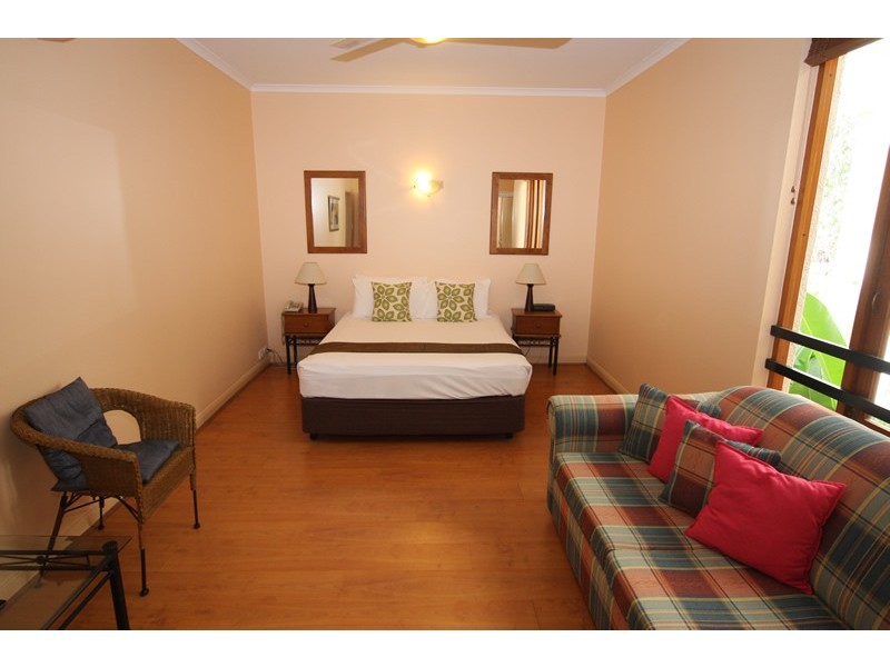 9 Port Douglas Rd, Port Douglas QLD 4877