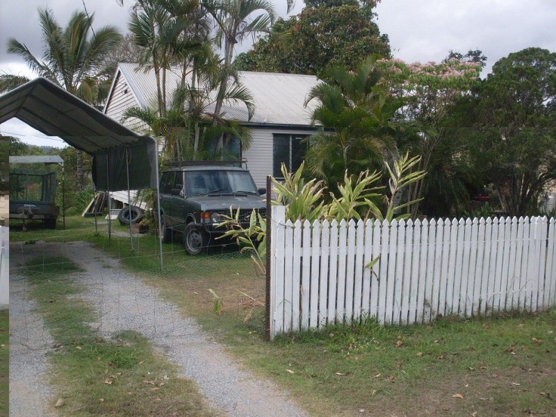 8 Vains Close, Mount Molloy QLD 4871