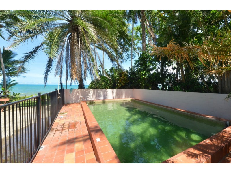 11 Marine Parade, Newell QLD 4873