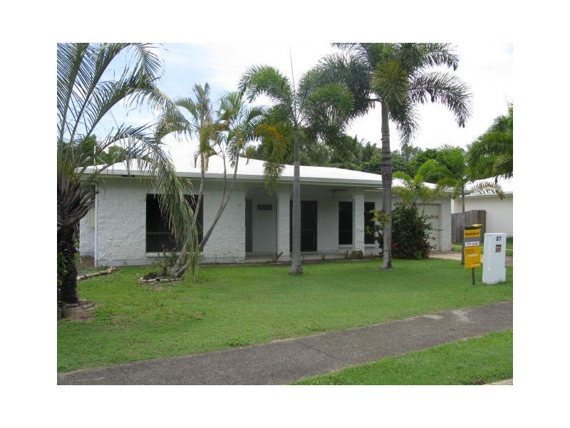 37 Marlin Drive, Wonga QLD 4873