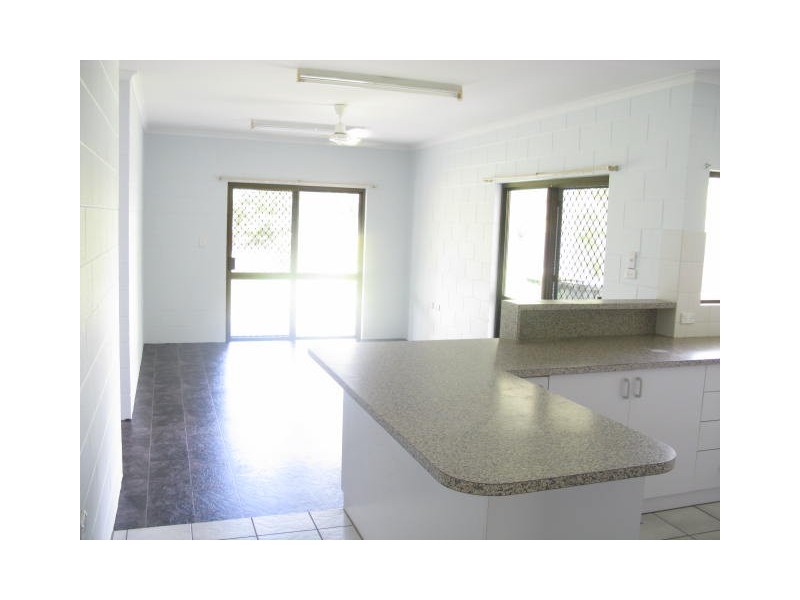 37 Marlin Drive, Wonga QLD 4873