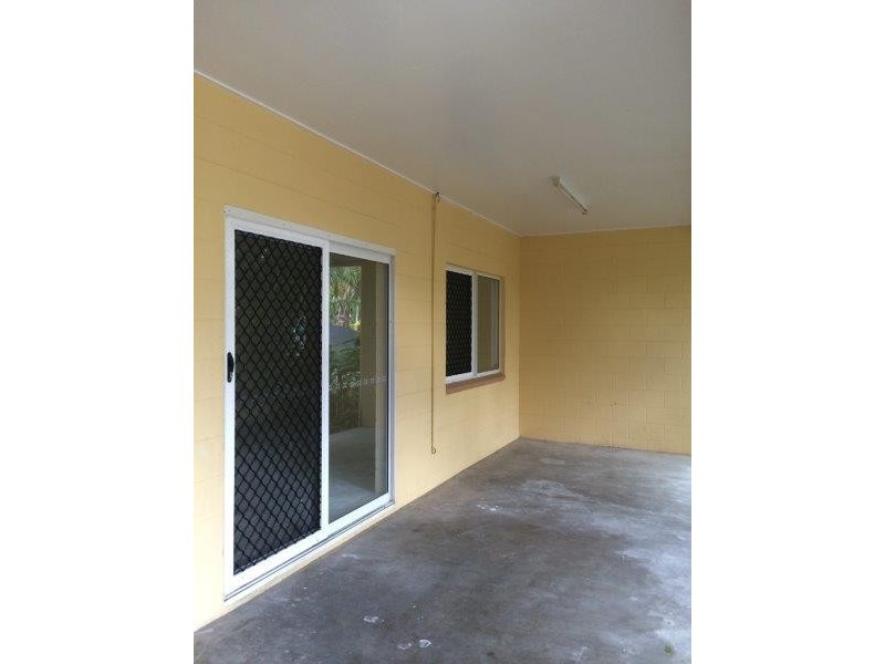 3/9 Dan Hart Lane, Mossman QLD 4873