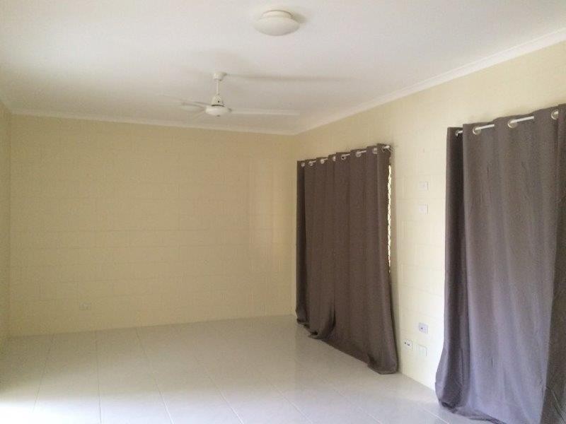 3/9 Dan Hart Lane, Mossman QLD 4873