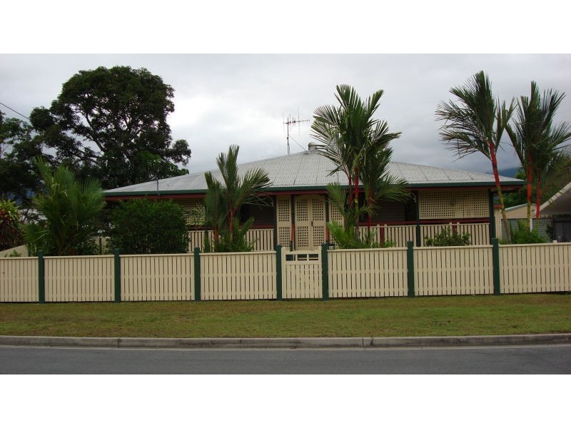 23 Owen Street, Mossman QLD 4873
