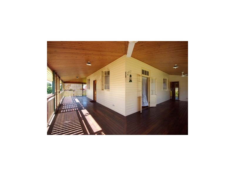 23 Owen Street, Mossman QLD 4873