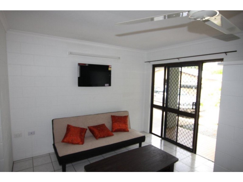 2/40 Marine Parade, Newell QLD 4873