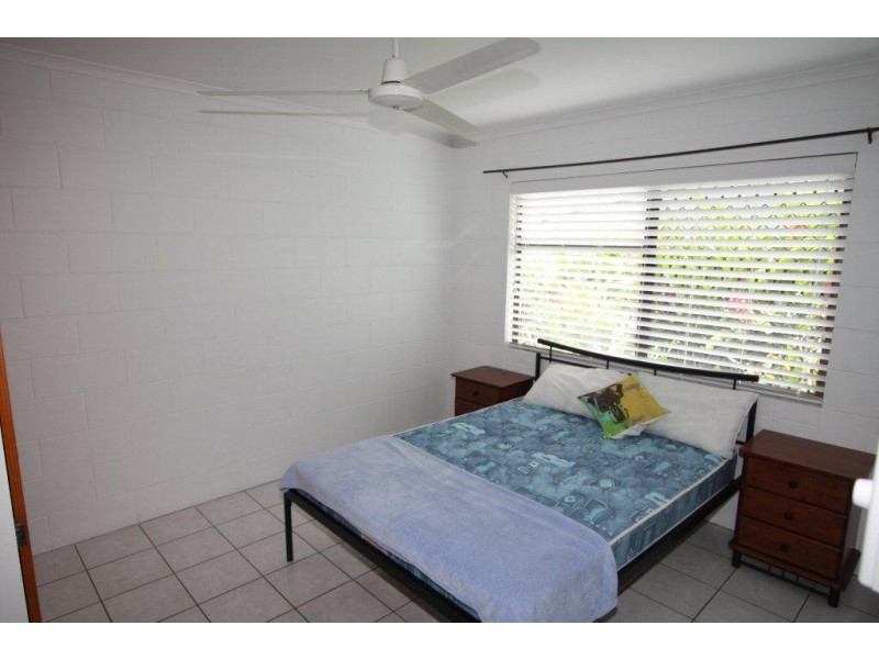 2/40 Marine Parade, Newell QLD 4873