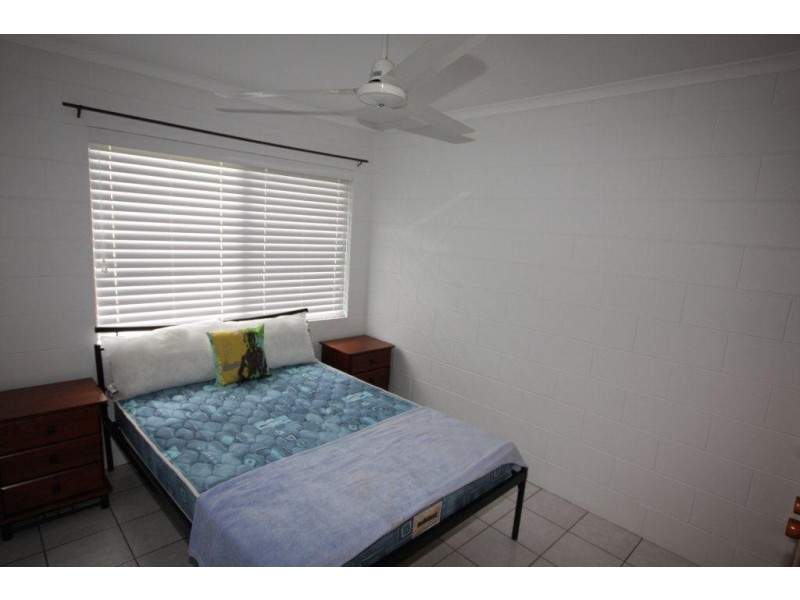 2/40 Marine Parade, Newell QLD 4873