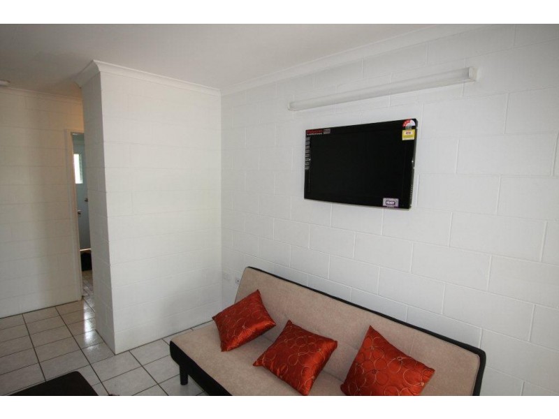 2/40 Marine Parade, Newell QLD 4873