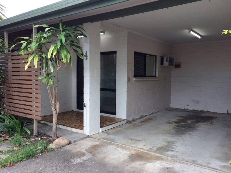 4/10 Cooya Beach Road, Cooya Beach QLD 4873