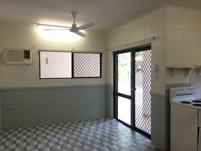 4/10 Cooya Beach Road, Cooya Beach QLD 4873
