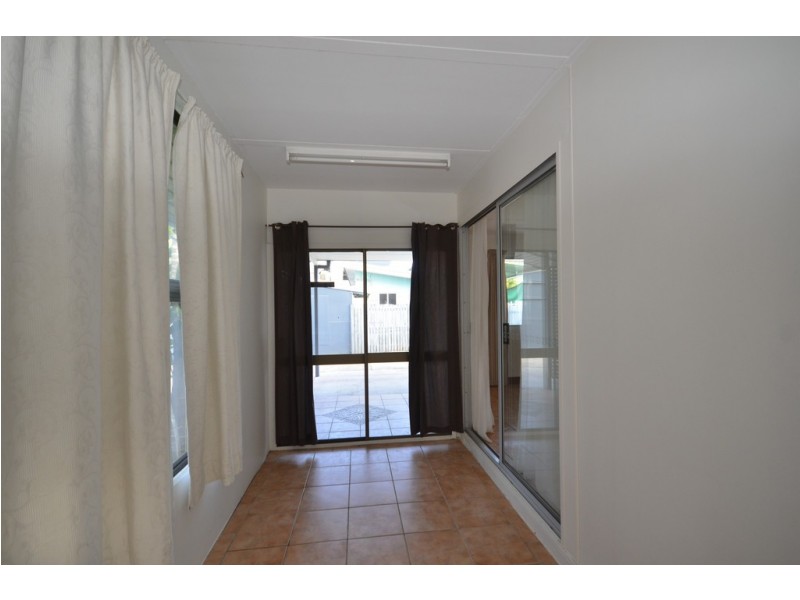 127 Alchera Drive, Mossman QLD 4873