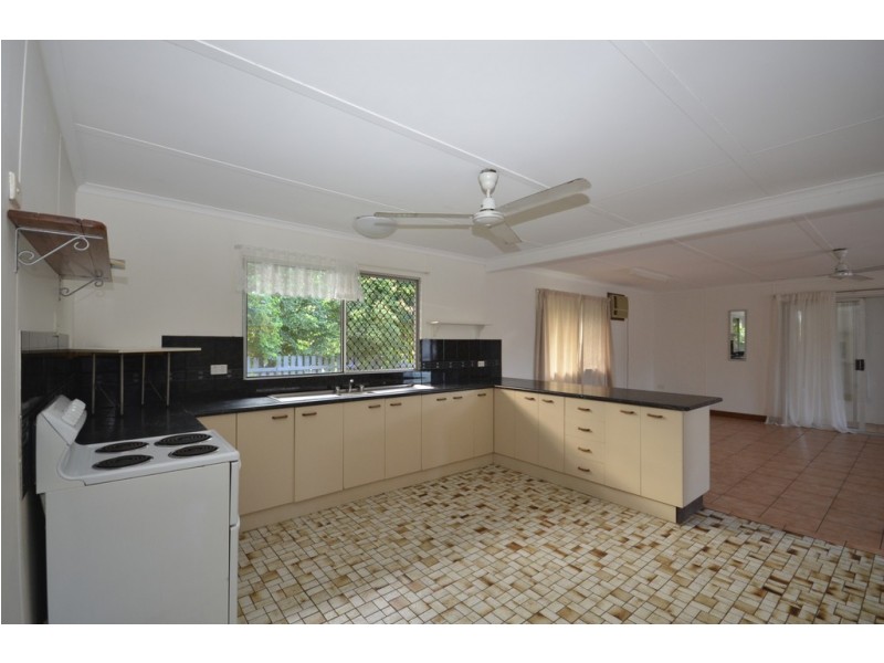 127 Alchera Drive, Mossman QLD 4873