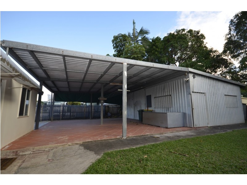 127 Alchera Drive, Mossman QLD 4873